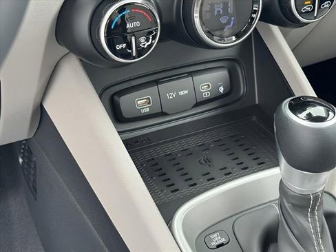 New 2026 Hyundai Venue SEL FWD image 24