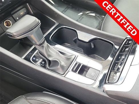 Used 2022 Hyundai Santa Cruz Limited image 11