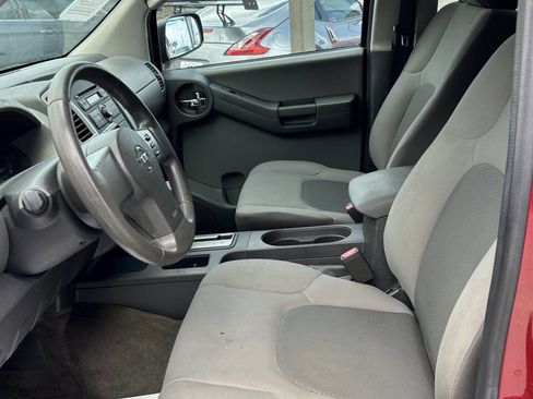 Used 2011 Nissan Xterra S w/ 4X2 Value Package RWD image 8