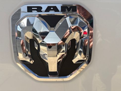 Used 2024 RAM 3500 Laramie AWD/4WD image 19