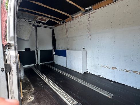 Used 2021 RAM ProMaster 2500 FWD image 17
