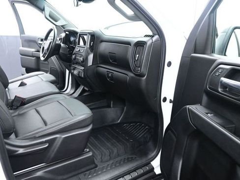 Used 2024 Chevrolet Silverado 1500 W/T w/ Trailering Package AWD/4WD image 17