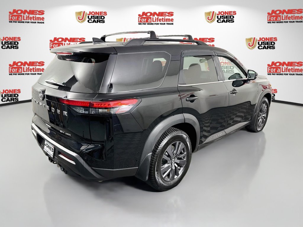 Used 2022 Nissan Pathfinder SV w/ SV Premium Package AWD/4WD image 16