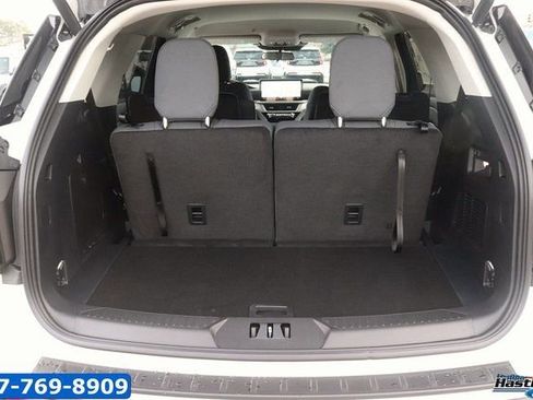 New 2026 Ford Explorer Active RWD image 15