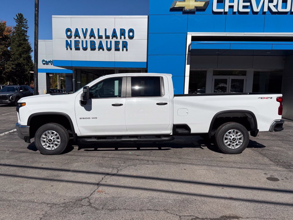 Used 2022 Chevrolet Silverado 2500 W/T w/ Gooseneck/5TH Wheel Package AWD/4WD image 8