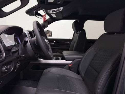 New 2026 RAM 1500 4x4 Crew Cab image 11