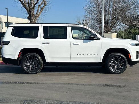 New 2026 Jeep Grand Wagoneer Limited image 3
