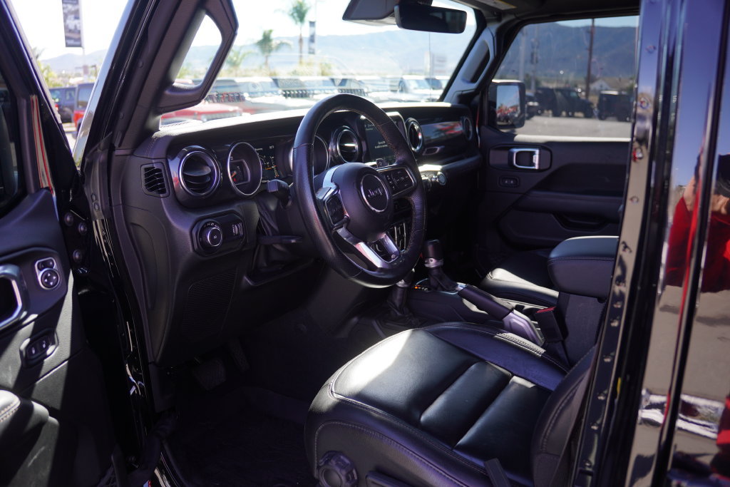 Used 2023 Jeep Wrangler Unlimited Rubicon 392 w/ Xtreme Recon 35" Tire Package AWD/4WD image 6