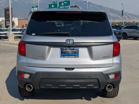 Used 2023 Honda Passport EX-L image 5