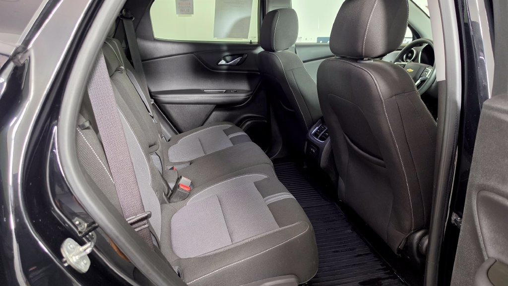 Used 2025 Chevrolet Blazer LT w/ Redline Edition FWD image 15