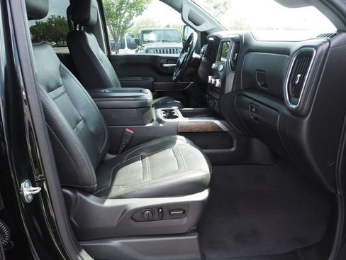 Used 2020 GMC Sierra 2500 Denali w/ Denali Ultimate Package AWD/4WD image 21