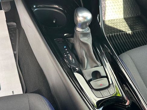 Certified 2022 Toyota C-HR XLE FWD image 24