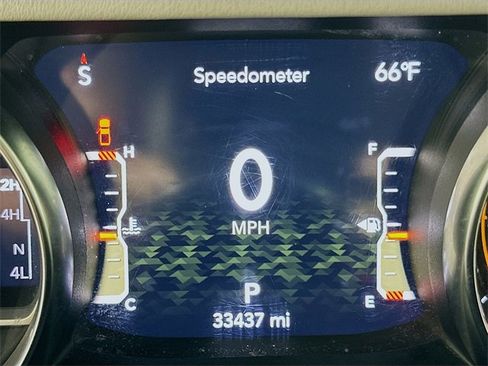 Used 2022 Jeep Gladiator Overland image 26