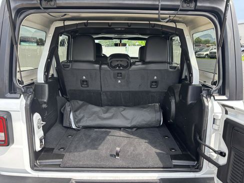 Used 2023 Jeep Wrangler Unlimited Sport AWD/4WD image 11