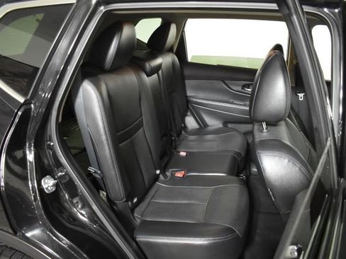 Used 2016 Nissan Rogue SL AWD/4WD image 33