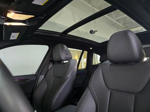 Used 2022 BMW X3 xDrive30i w/ Premium Package 2 image 24