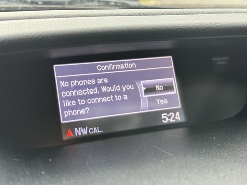 Used 2015 Honda CR-V LX image 4