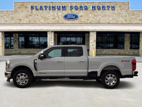 New 2026 Ford F250 Lariat w/ Chrome Package AWD/4WD image 3