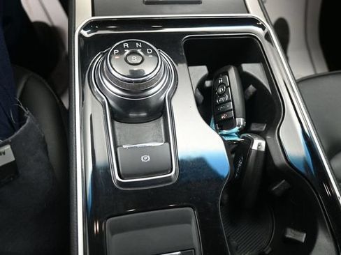 Certified 2020 Ford Edge SEL w/ Convenience Package AWD/4WD image 13