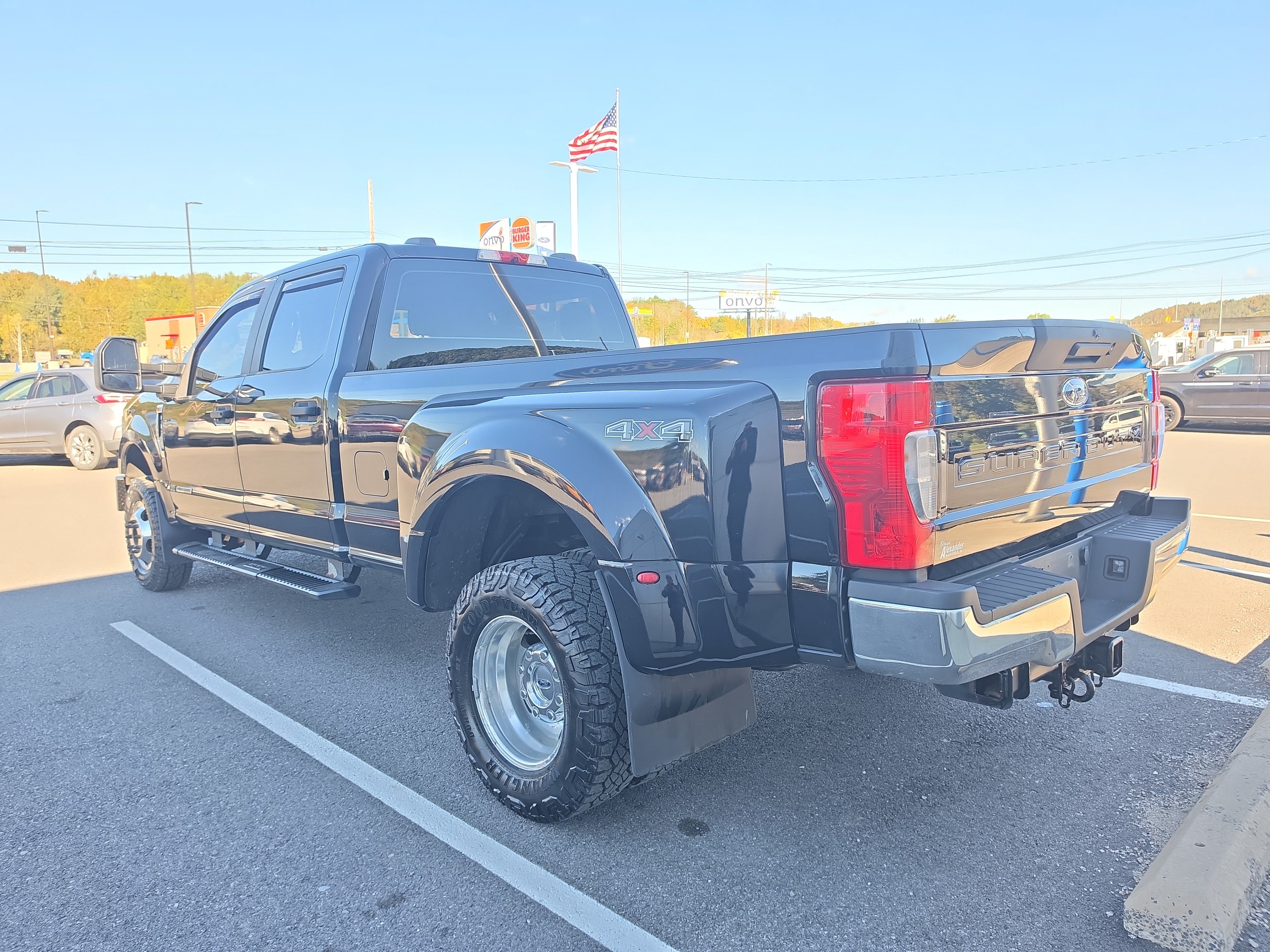 Used 2021 Ford F350 XL w/ STX Appearance Package AWD/4WD image 6