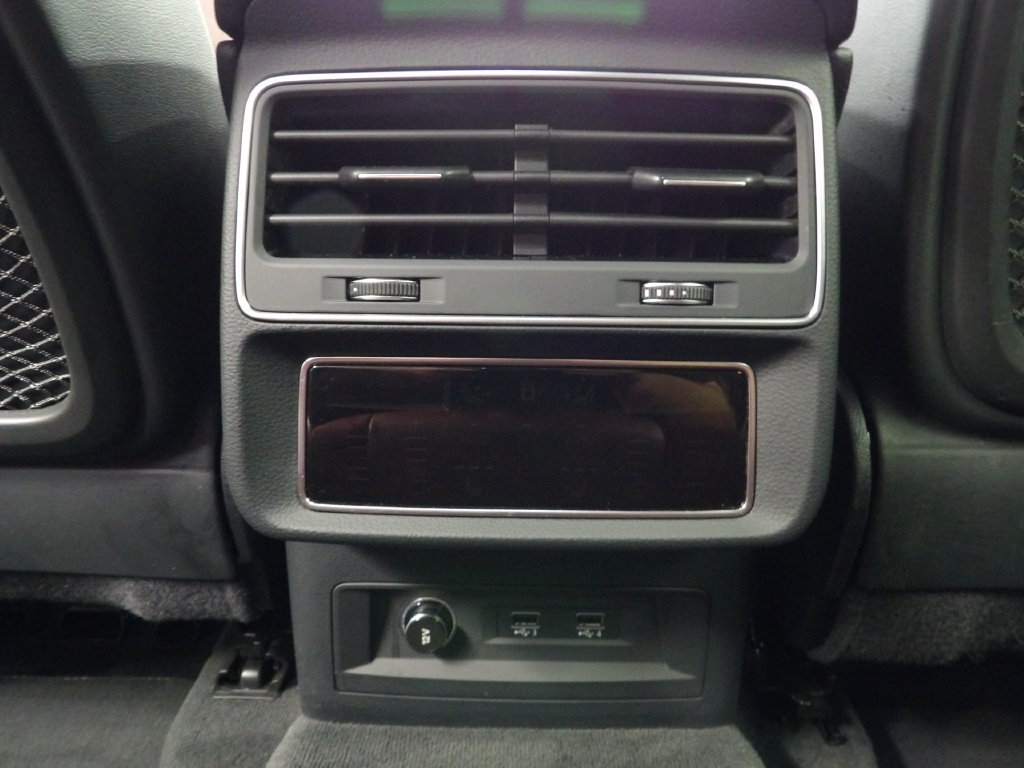Used 2020 Audi SQ8 Prestige w/ S Sport Package AWD/4WD image 18