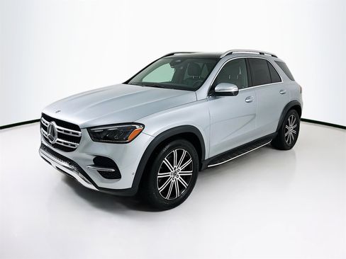 Certified 2025 Mercedes-Benz GLE 350 4MATIC image 3