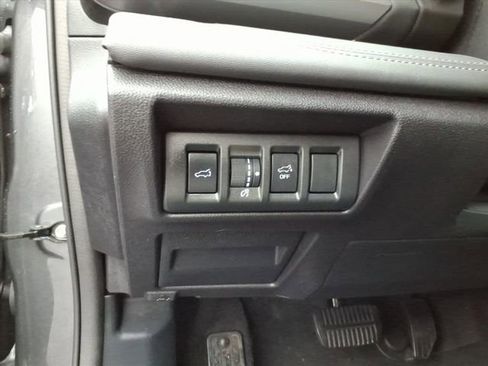 Used 2024 Subaru Outback Limited image 30