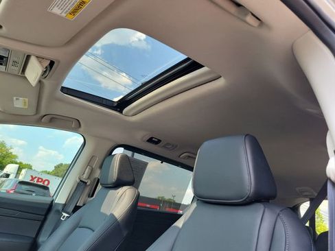 Certified 2026 Honda Odyssey EX-L image 13