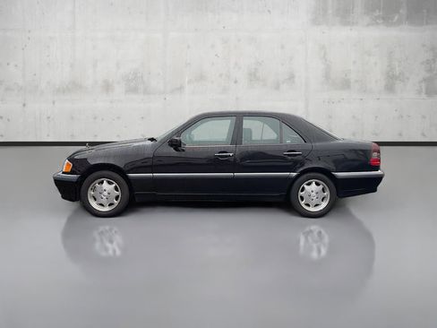 Used 1999 Mercedes-Benz C 230 image 4