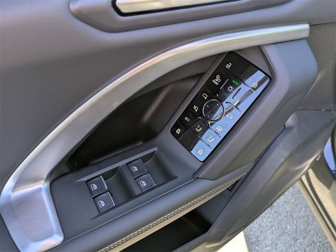 New 2025 Audi Q5 Premium Plus image 12