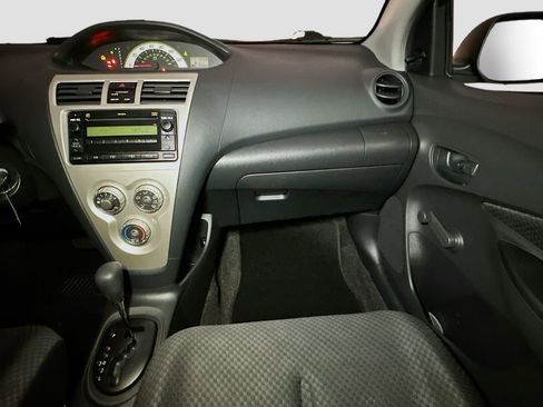 Used 2008 Toyota Yaris Sedan FWD image 32