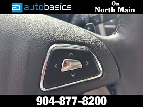 Used 2018 Lincoln MKC Select w/ Select Plus Package image 28