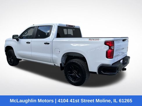 Used 2023 Chevrolet Silverado 1500 LT Trail Boss w/ Convenience Package II image 3