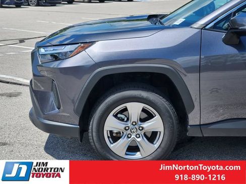 Used 2025 Toyota RAV4 XLE FWD image 8