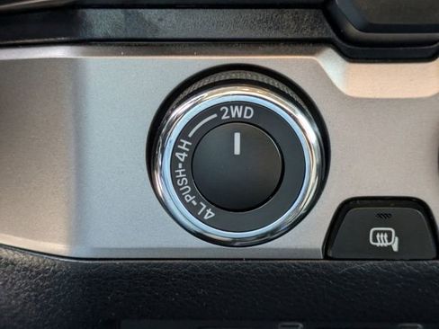 Used 2023 Toyota Tacoma SR image 18