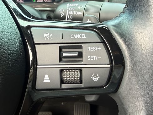 Used 2024 Honda Accord Touring image 17