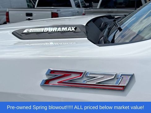 Used 2023 Chevrolet Silverado 2500 LTZ w/ LTZ Convenience Package AWD/4WD image 15