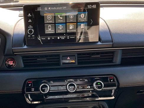 Certified 2024 Honda Pilot TrailSport image 9