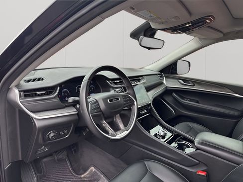 Used 2021 Jeep Grand Cherokee L Limited image 26