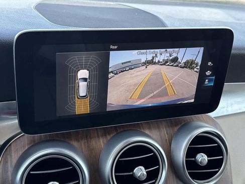 Used 2022 Mercedes-Benz GLC 300 image 14