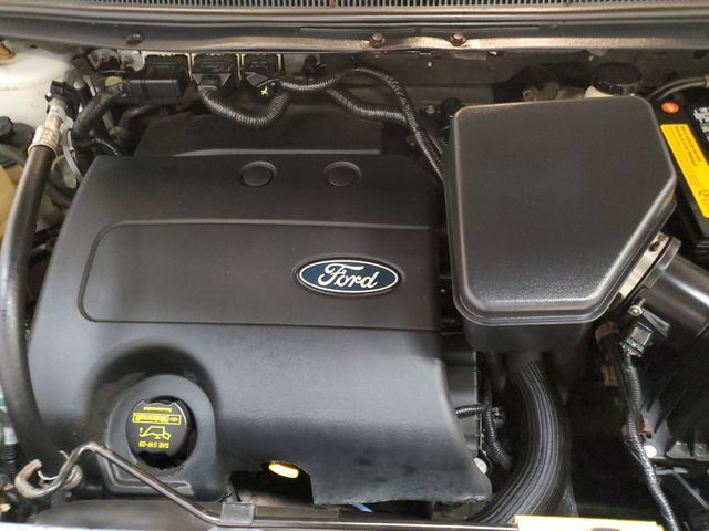 Used 2013 Ford Edge SEL FWD image 23