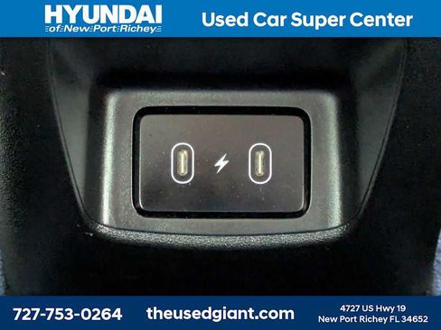 Certified 2024 Hyundai Elantra SE FWD image 14
