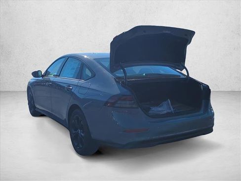 New 2025 Honda Accord SE image 9