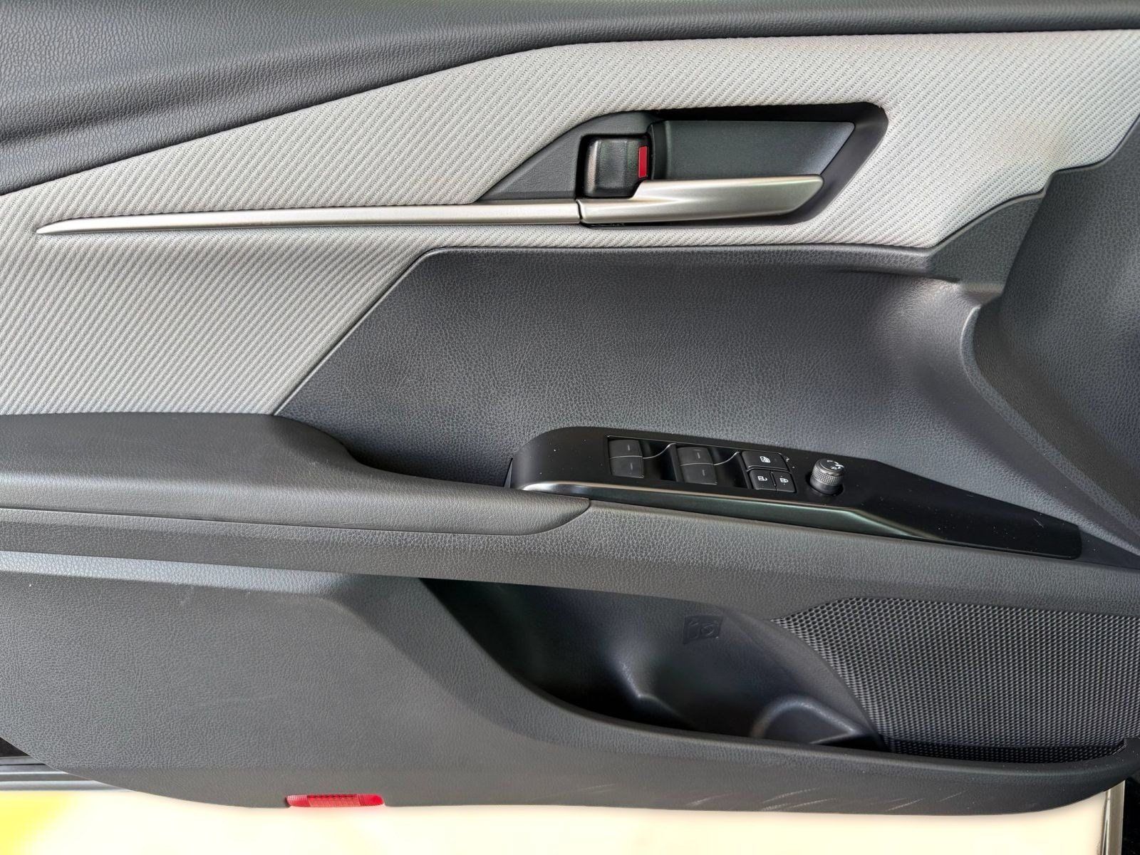 Used 2026 Toyota Camry SE w/ Multimedia Upgrade Package FWD image 28