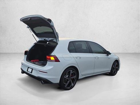 New 2025 Volkswagen GTI SE image 2