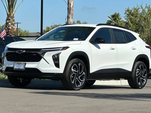 New 2026 Chevrolet Trax RS w/ Driver Confidence Package FWD image 8