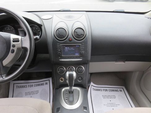 Used 2012 Nissan Rogue SV w/ Premium Pkg image 16