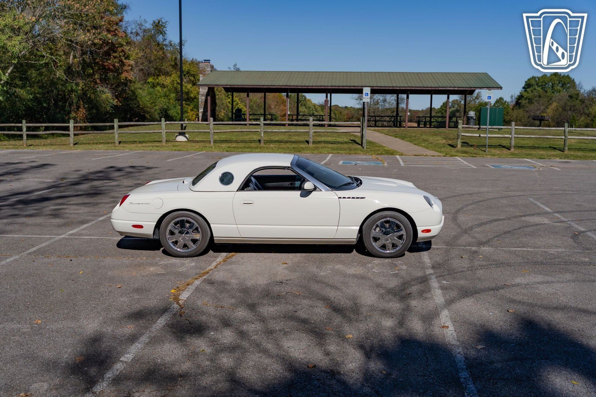Used 2002 Ford Thunderbird RWD image 21