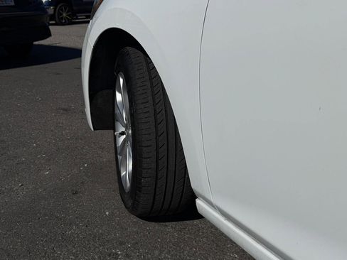 Used 2019 Chevrolet Cruze LS w/ LS Convenience Package FWD image 19