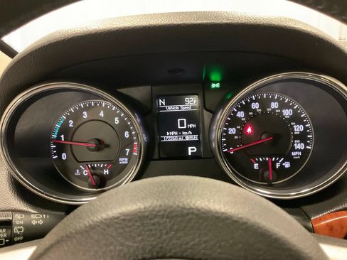 Used 2013 Jeep Grand Cherokee Limited w/ Trailer Tow Group AWD/4WD image 15